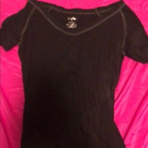 V-neck black shirt